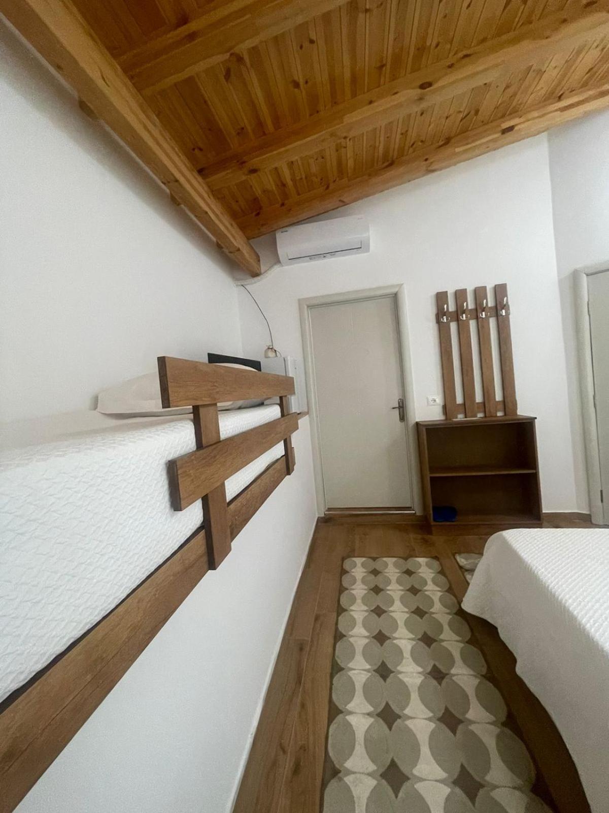Guest-Room Zoi&Teri Tepelene Exterior photo